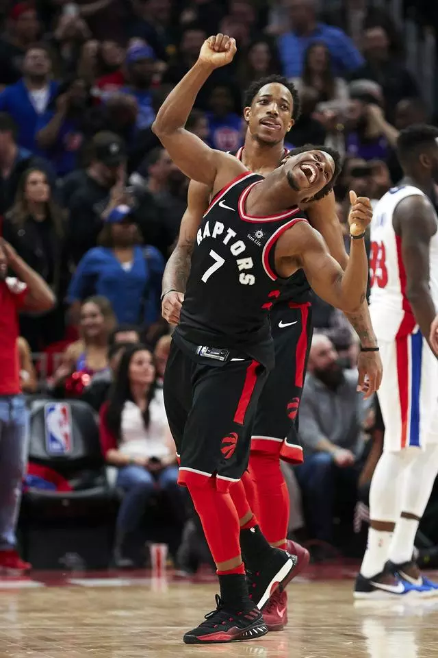 的舆论汹涌 的舆论汹涌