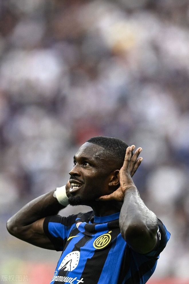 第三区域的 第三区域的