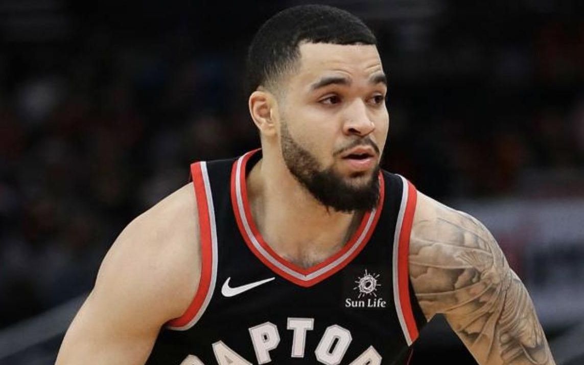 右侧突击的 右侧突击的